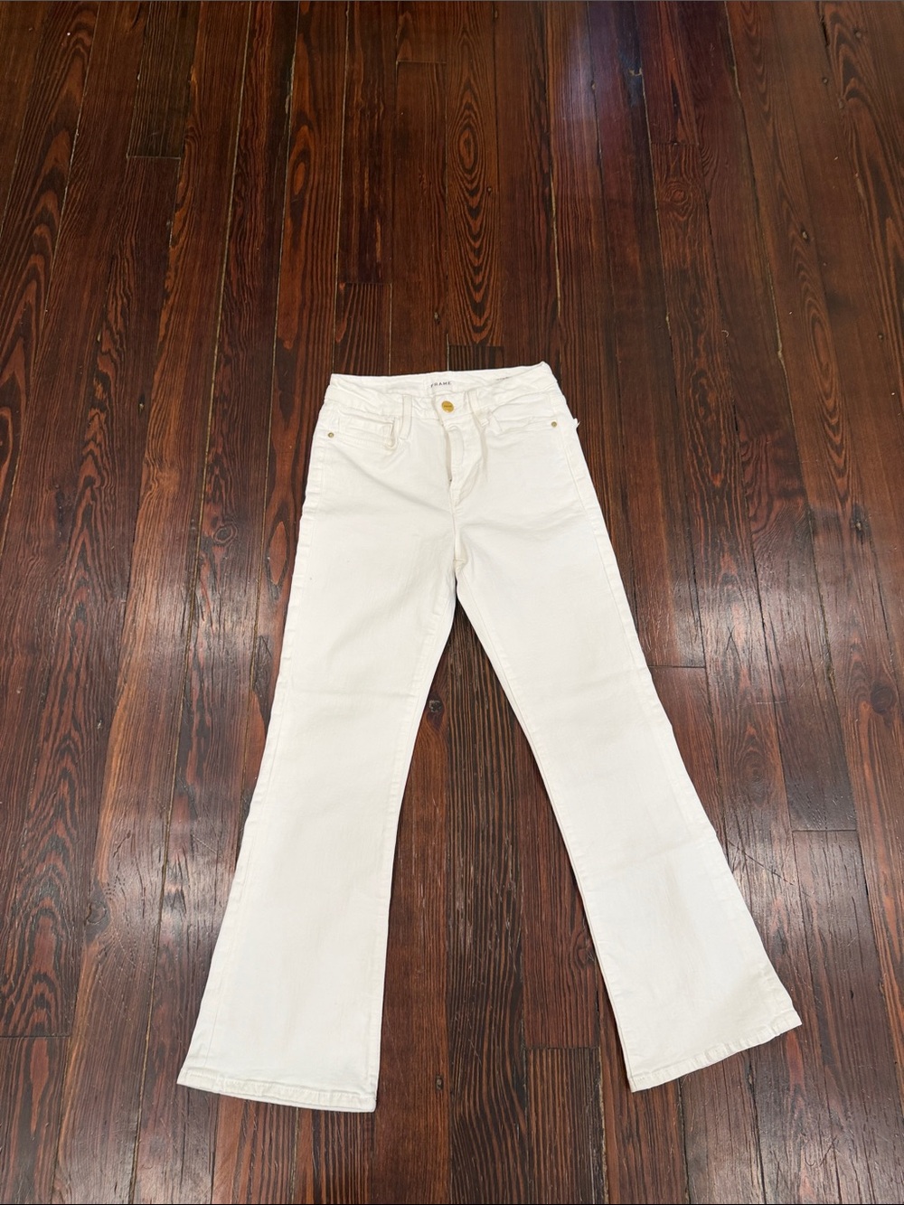 FRAME Denim || Le Crop Mini Boot Cropped Flare in‎ Blanc White 26